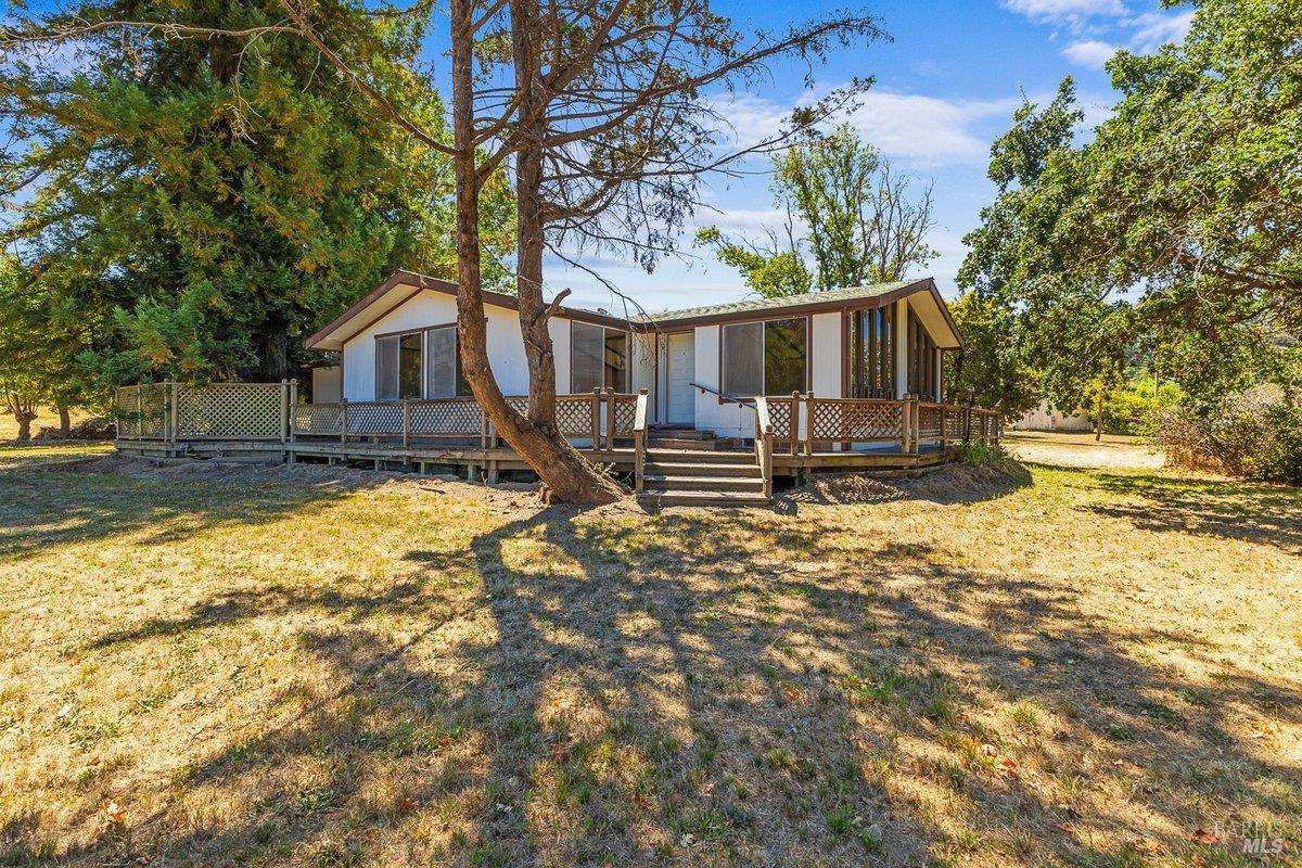 Detail Gallery Image 1 of 67 For 300 W Railroad Ave, Cotati,  CA 94931 - 3 Beds | 3 Baths