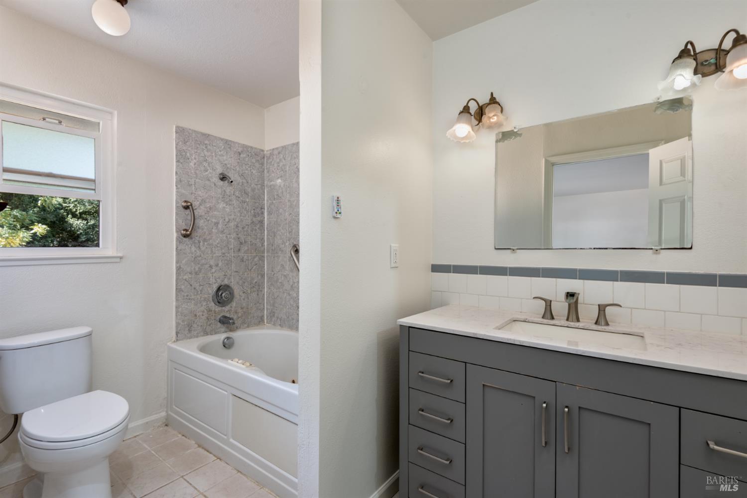 Detail Gallery Image 26 of 51 For 5414 Hessel Ave, Sebastopol,  CA 95472 - 3 Beds | 2 Baths