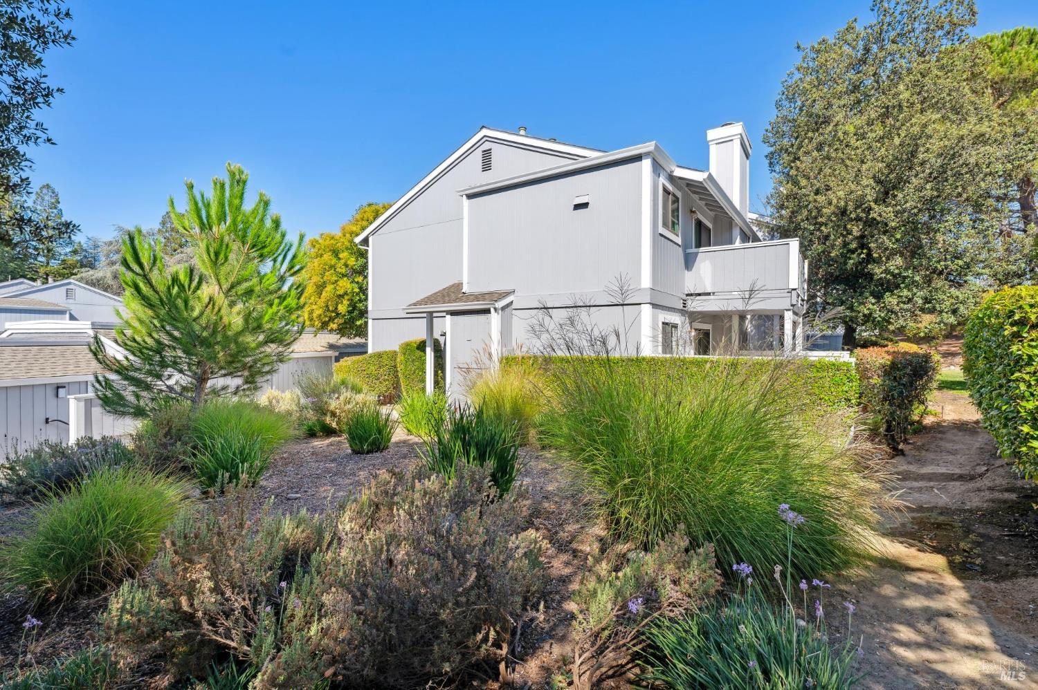 Detail Gallery Image 21 of 24 For 58 Hector Ln, Novato,  CA 94949 - 2 Beds | 1 Baths