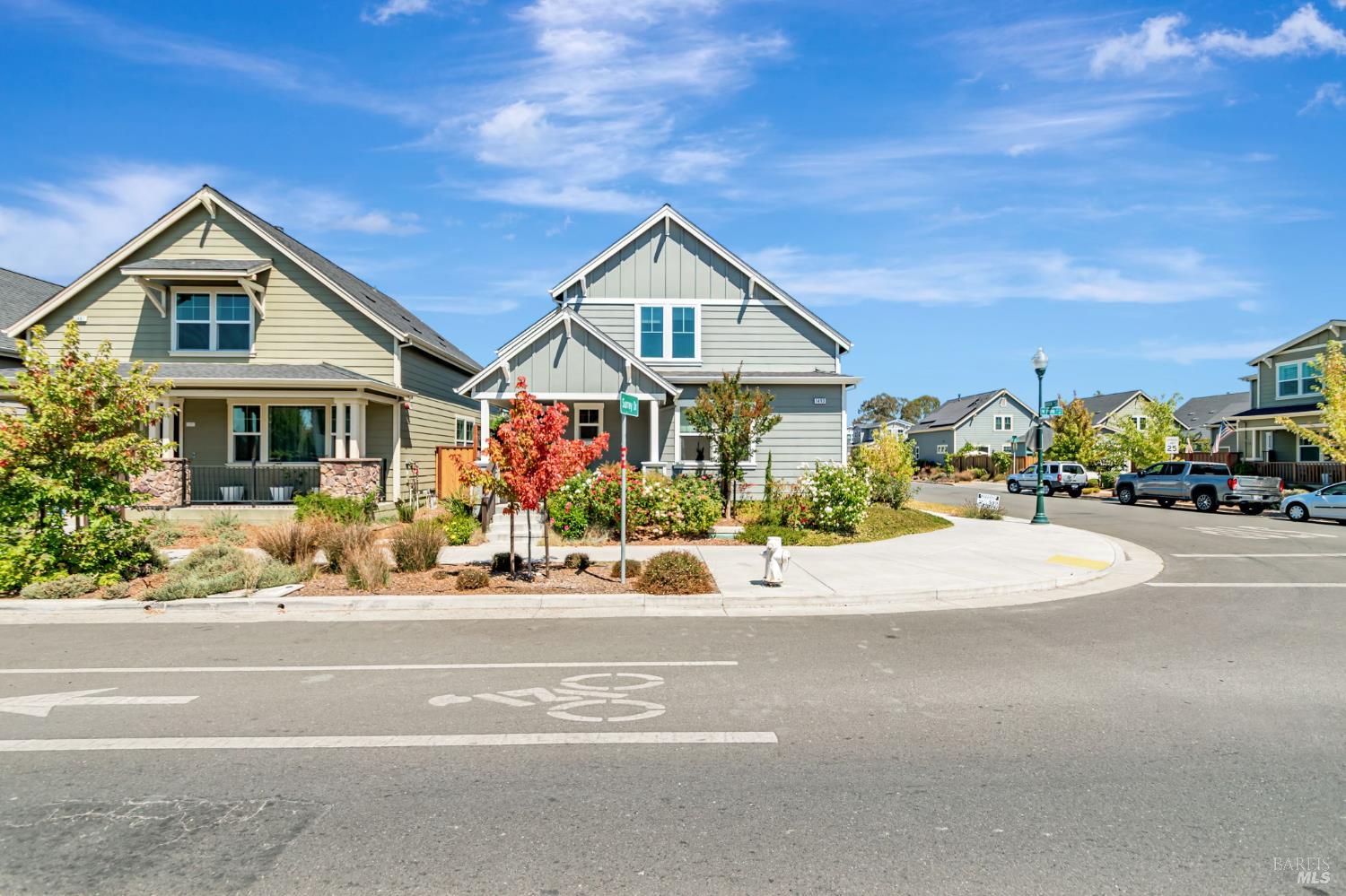 Detail Gallery Image 2 of 41 For 1493 W 3rd St, Santa Rosa,  CA 95401 - 4 Beds | 3 Baths