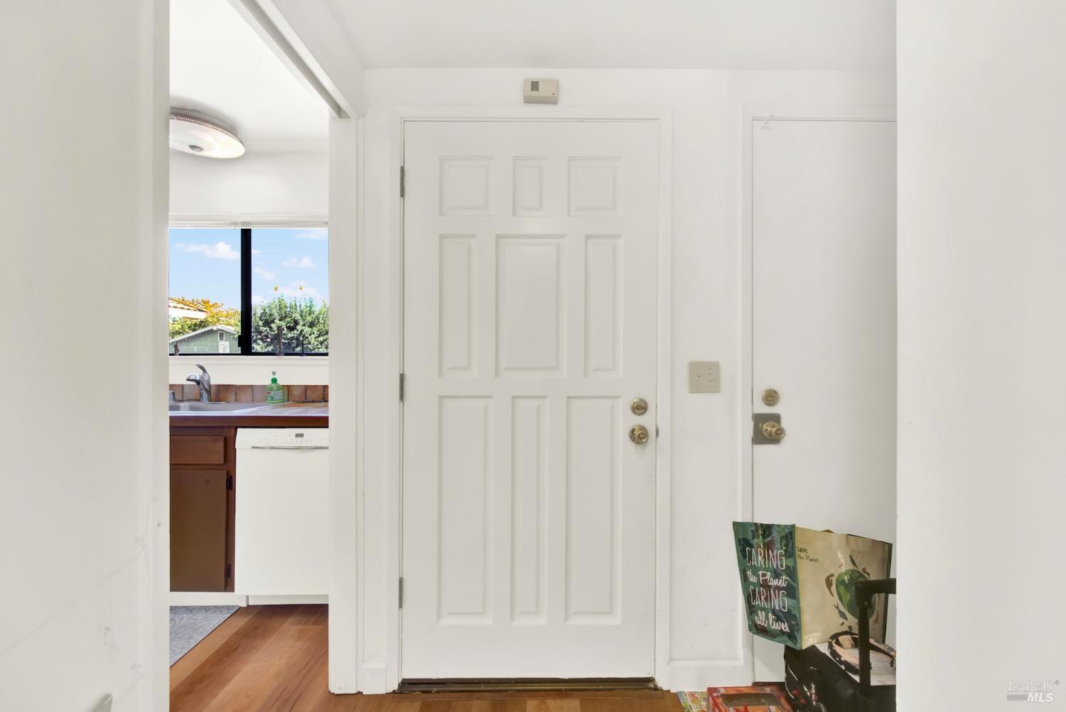 Detail Gallery Image 5 of 50 For 240 Grand Canyon Dr, Vacaville,  CA 95687 - 2 Beds | 2 Baths