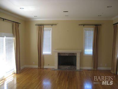Detail Gallery Image 10 of 25 For 63 Bay Way, San Rafael,  CA 94901 - 4 Beds | 3/1 Baths