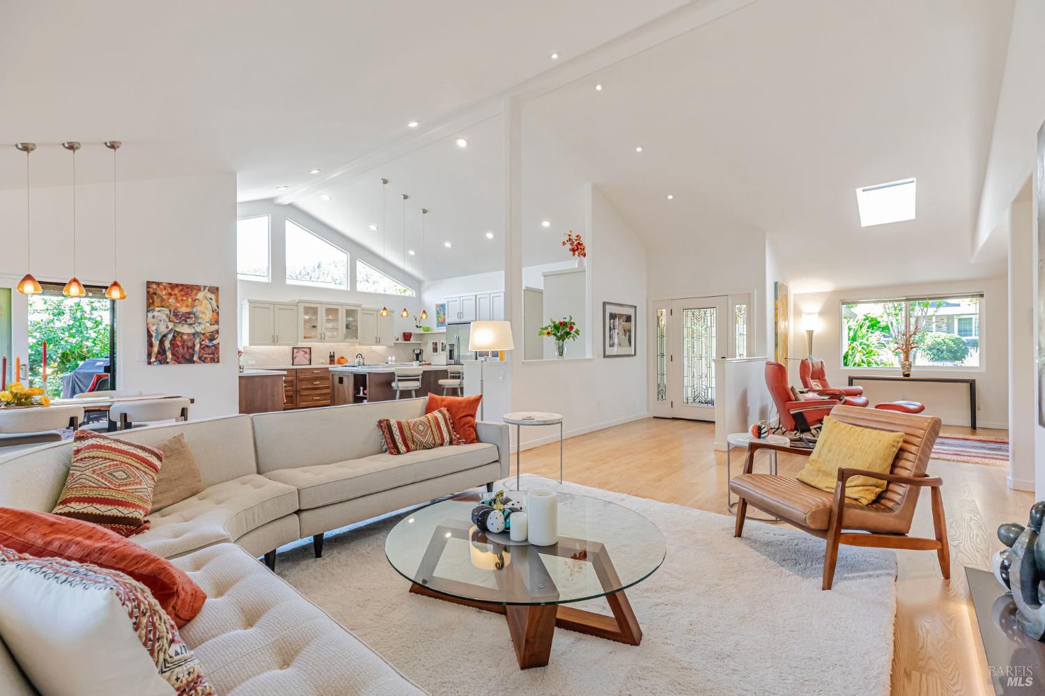 Detail Gallery Image 10 of 36 For 464 Oak Brook Ct, Santa Rosa,  CA 95409 - 2 Beds | 2 Baths