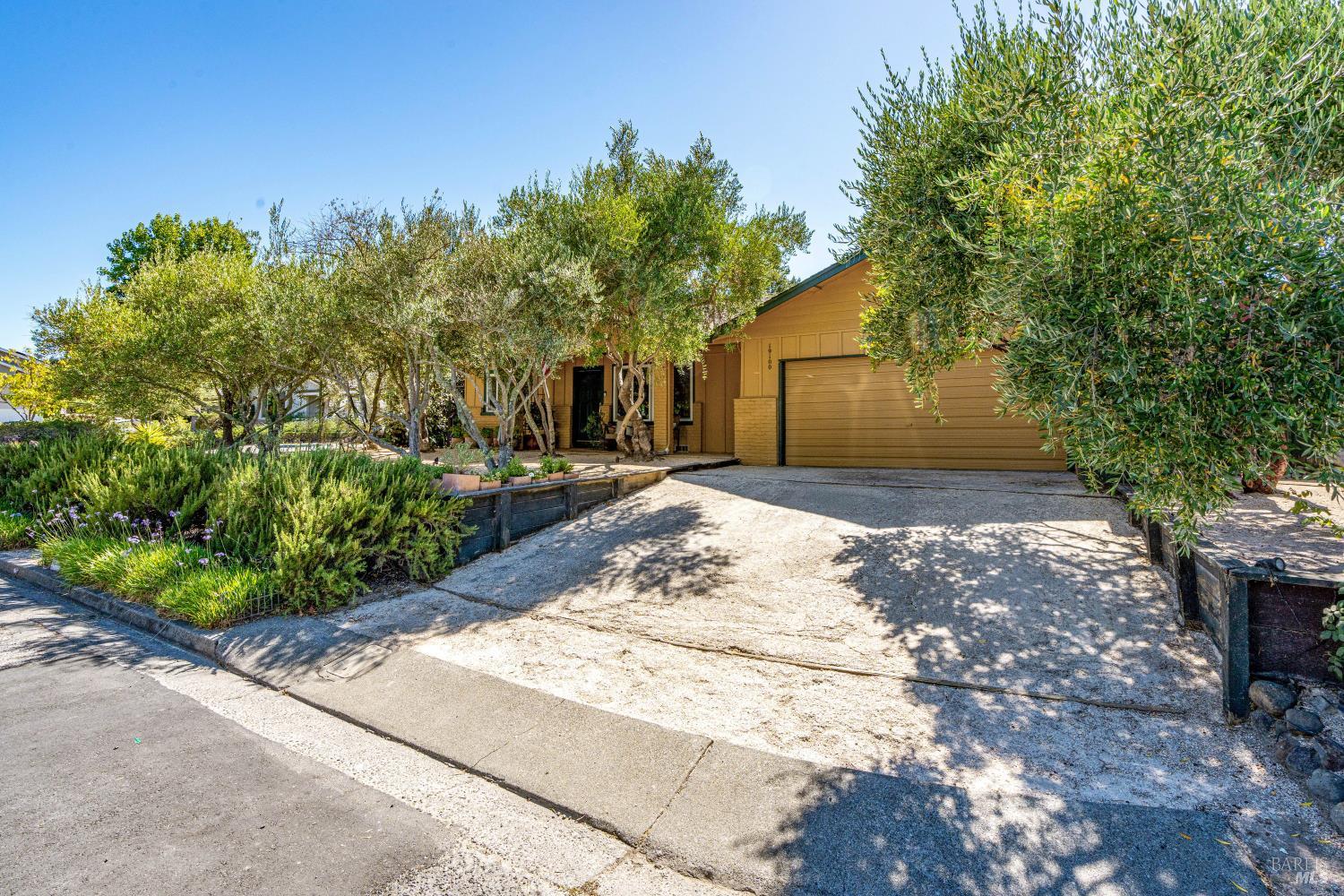 Detail Gallery Image 46 of 46 For 19100 Ola Ct, Sonoma,  CA 95476 - 2 Beds | 2 Baths