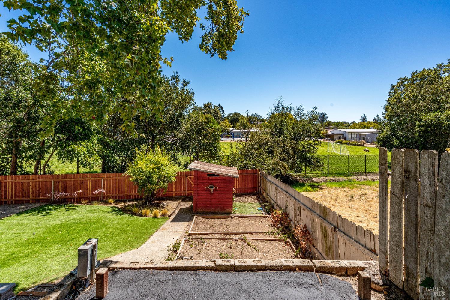 Detail Gallery Image 53 of 77 For 203 E 1st St, Napa,  CA 94559 - 4 Beds | 2/1 Baths