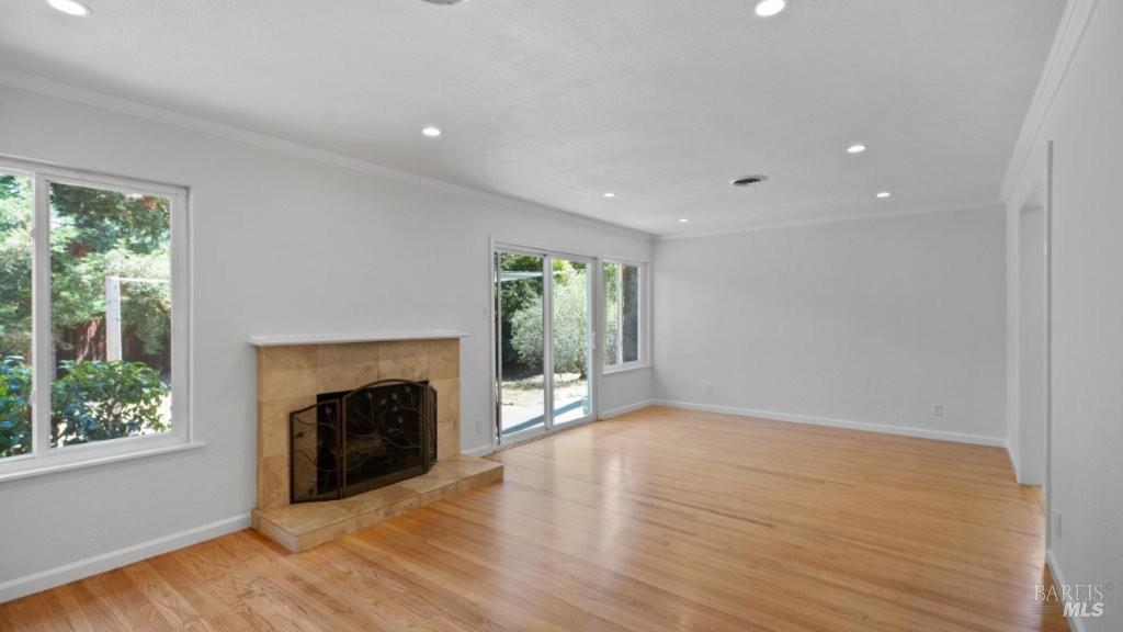 Detail Gallery Image 5 of 33 For 85 Clausing Ct, Novato,  CA 94945 - 3 Beds | 2 Baths