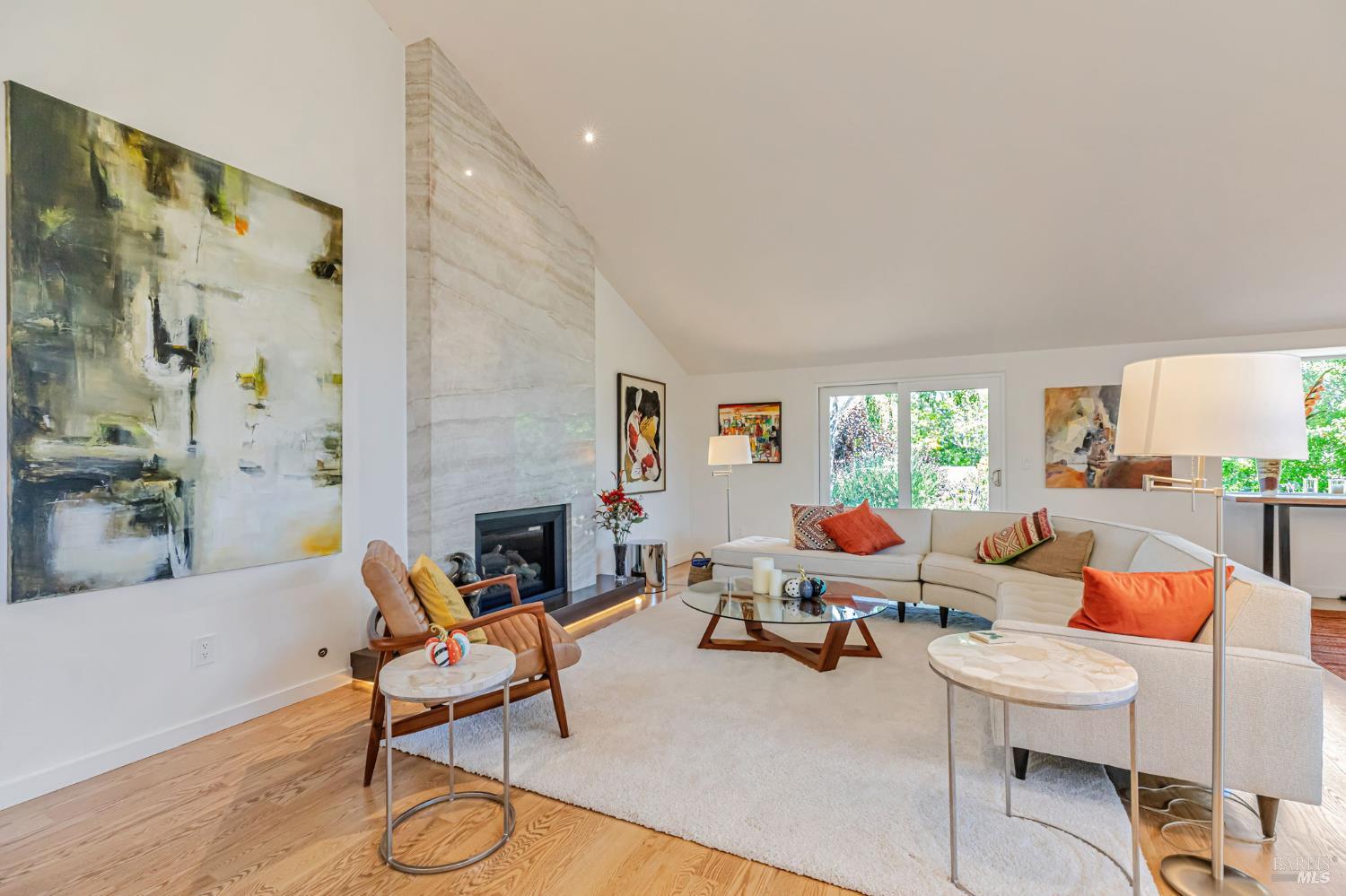 Detail Gallery Image 8 of 36 For 464 Oak Brook Ct, Santa Rosa,  CA 95409 - 2 Beds | 2 Baths