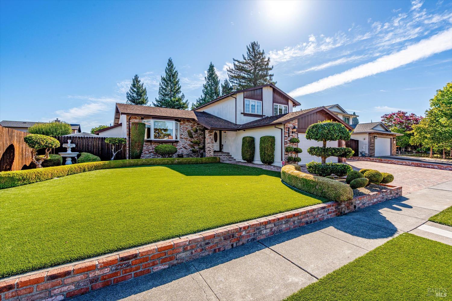 Detail Gallery Image 2 of 48 For 3968 Montrose St, Napa,  CA 94558 - 4 Beds | 3/1 Baths