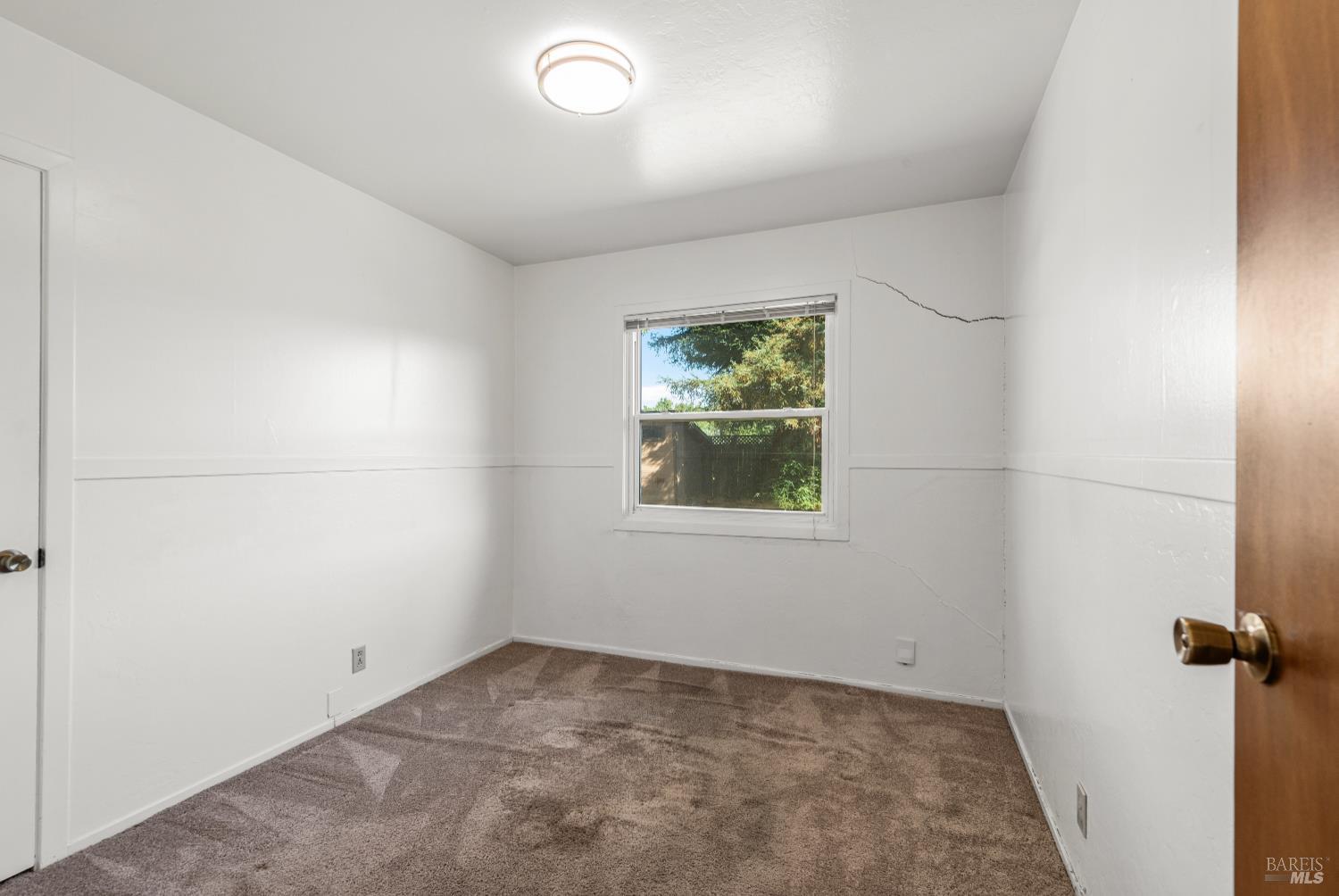 Detail Gallery Image 14 of 26 For 3469 Idaho Dr, Santa Rosa,  CA 95405 - 3 Beds | 1 Baths