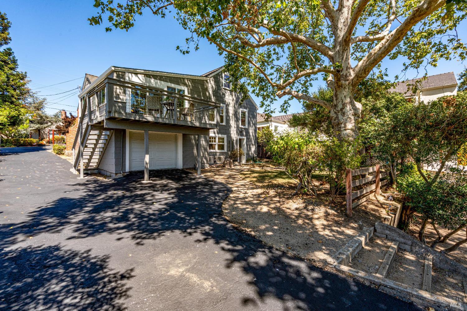 Detail Gallery Image 59 of 77 For 203 E 1st St, Napa,  CA 94559 - 4 Beds | 2/1 Baths