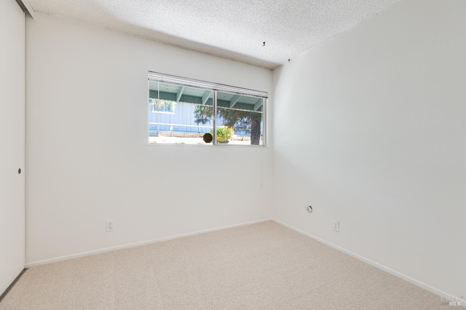 Detail Gallery Image 38 of 62 For 117 Sunset Cir #34,  Benicia,  CA 94510 - 3 Beds | 1/1 Baths