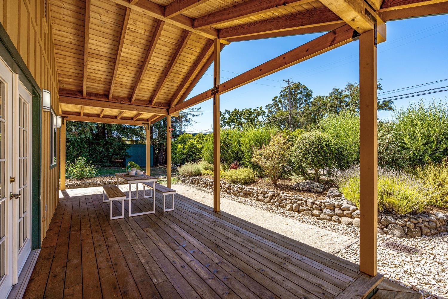 Detail Gallery Image 37 of 46 For 19100 Ola Ct, Sonoma,  CA 95476 - 2 Beds | 2 Baths