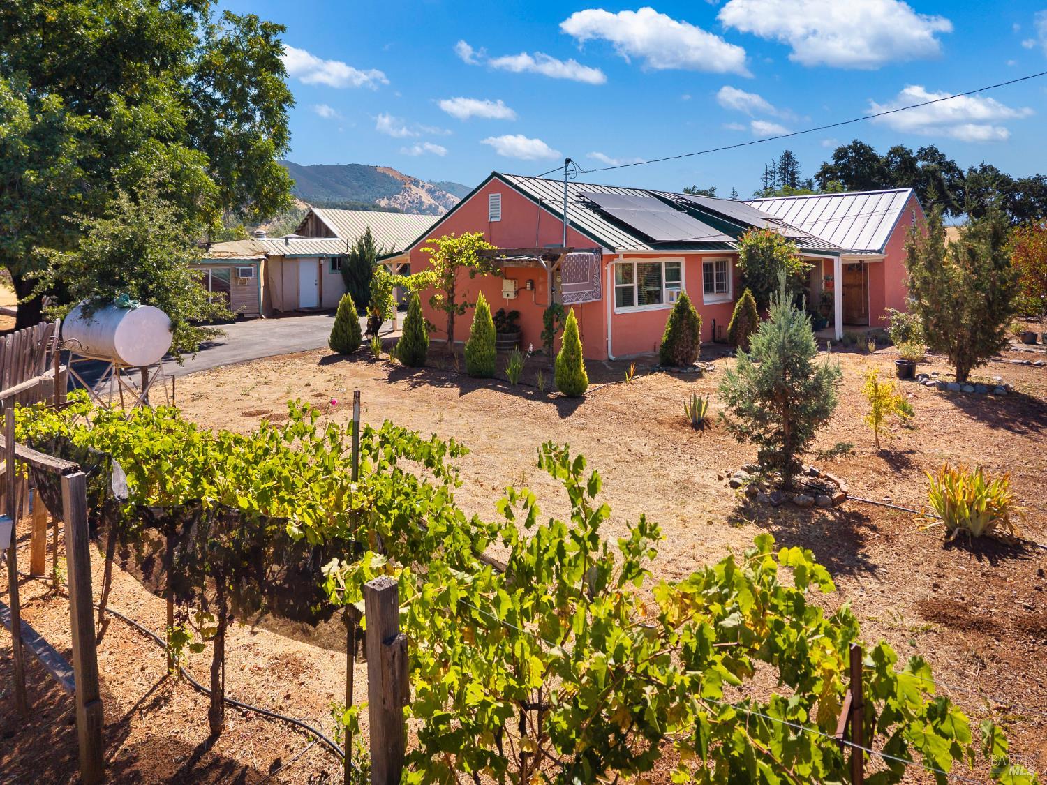 Detail Gallery Image 1 of 47 For 1720 E State Highway 20 Hwy, Upper Lake,  CA 95485 - 3 Beds | 1 Baths