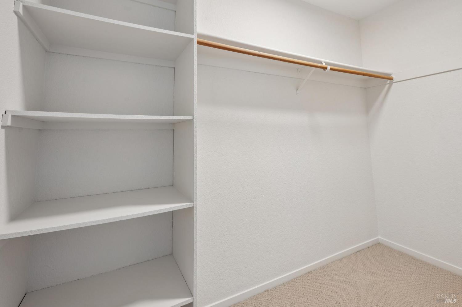 Detail Gallery Image 13 of 24 For 58 Hector Ln, Novato,  CA 94949 - 2 Beds | 1 Baths