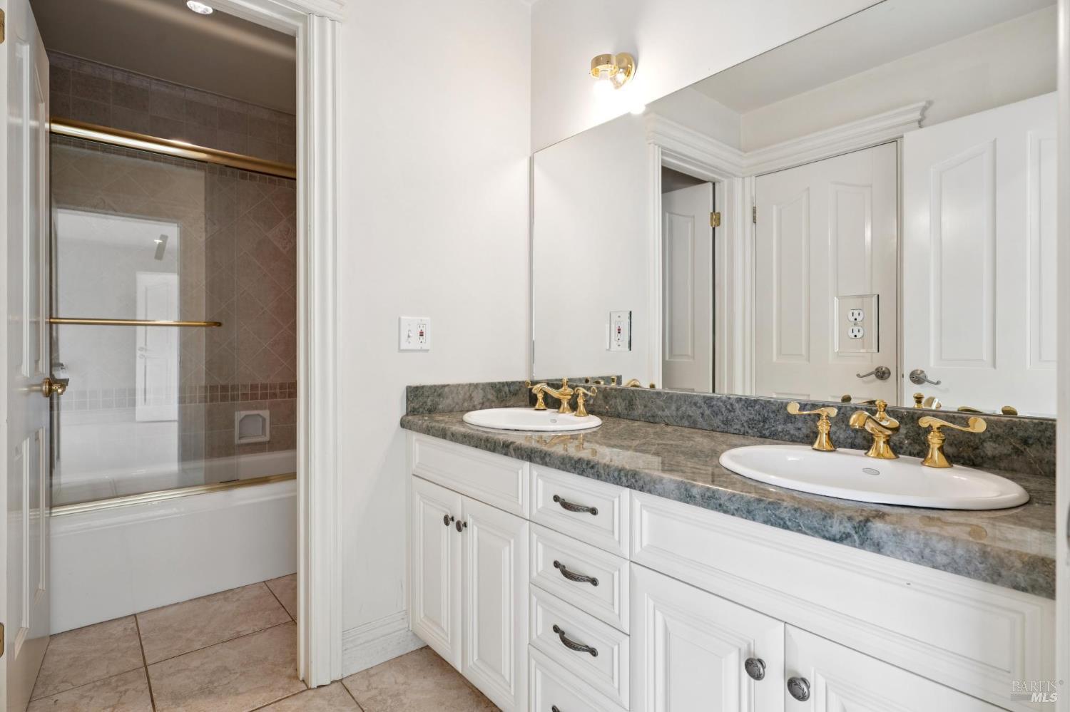 Detail Gallery Image 47 of 96 For 5151 Wild Horse Valley Rd, Napa,  CA 94558 - 4 Beds | 6/1 Baths
