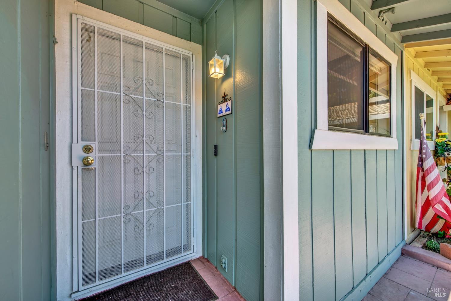 Detail Gallery Image 24 of 50 For 240 Grand Canyon Dr, Vacaville,  CA 95687 - 2 Beds | 2 Baths