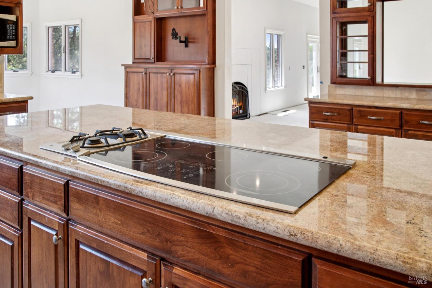 Detail Gallery Image 30 of 96 For 5151 Wild Horse Valley Rd, Napa,  CA 94558 - 4 Beds | 6/1 Baths