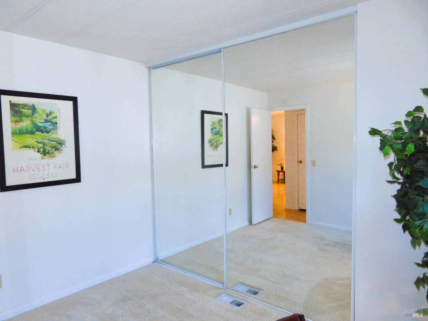 Detail Gallery Image 10 of 21 For 1945 Piner Rd 105, Santa Rosa,  CA 95403 - 2 Beds | 2 Baths
