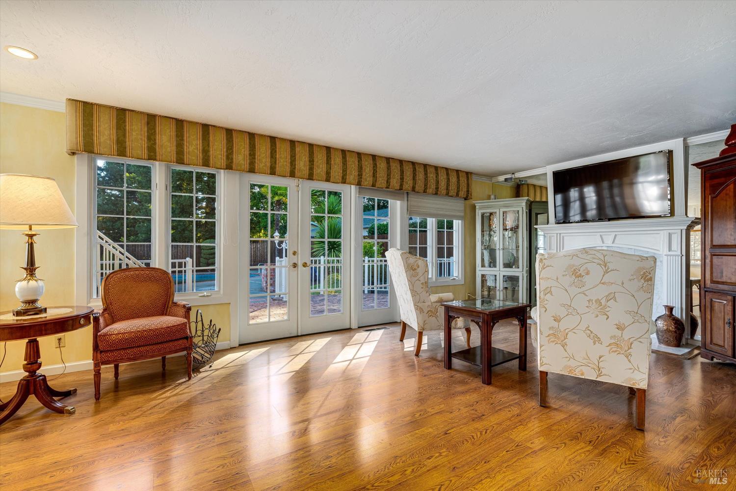 Detail Gallery Image 16 of 48 For 3968 Montrose St, Napa,  CA 94558 - 4 Beds | 3/1 Baths