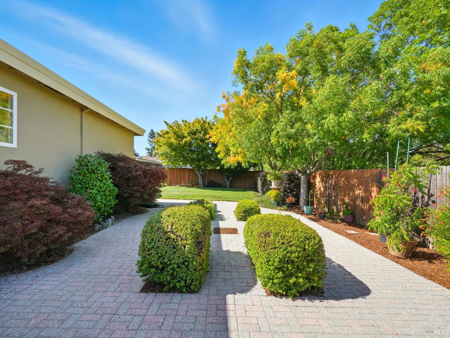 Detail Gallery Image 30 of 40 For 1388 Donna St, Novato,  CA 94947 - 3 Beds | 2 Baths