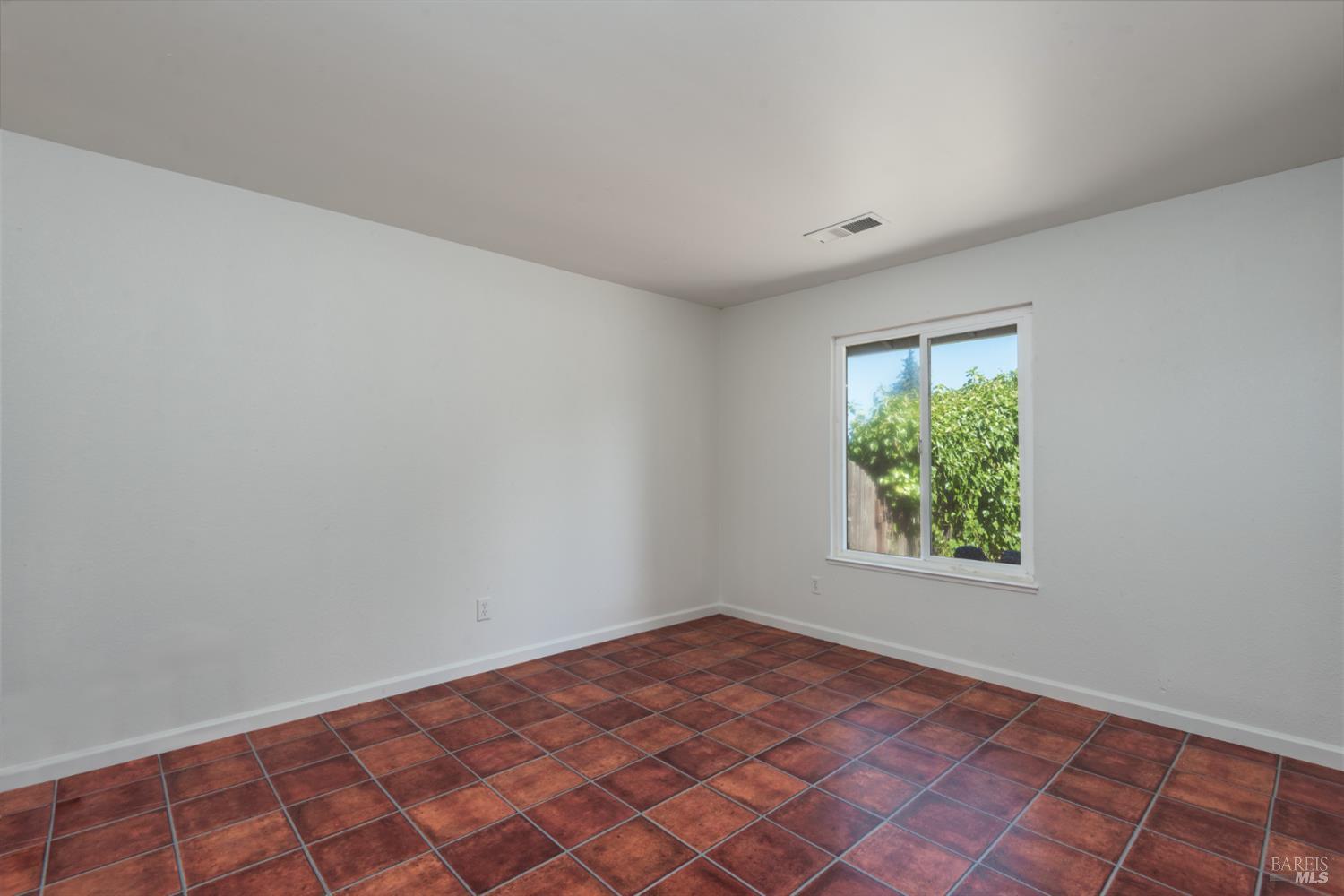 Detail Gallery Image 29 of 51 For 5414 Hessel Ave, Sebastopol,  CA 95472 - 3 Beds | 2 Baths