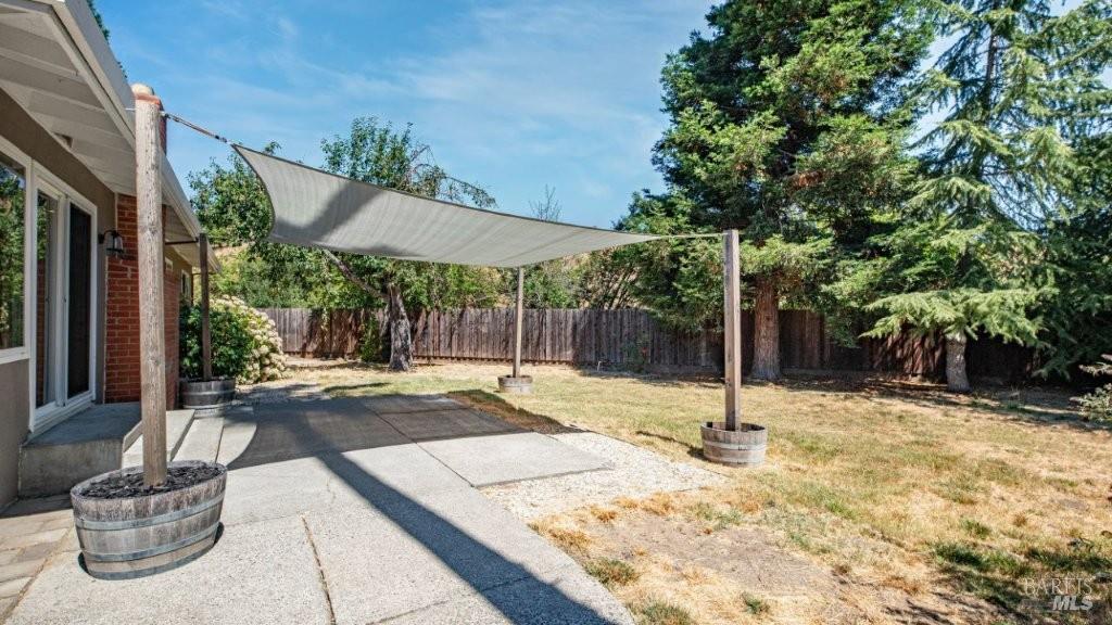 Detail Gallery Image 26 of 33 For 85 Clausing Ct, Novato,  CA 94945 - 3 Beds | 2 Baths
