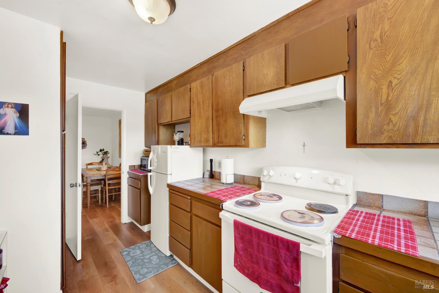 Detail Gallery Image 7 of 50 For 240 Grand Canyon Dr, Vacaville,  CA 95687 - 2 Beds | 2 Baths