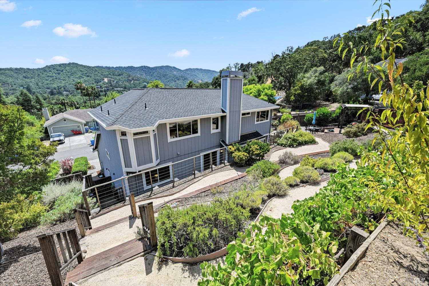 Detail Gallery Image 28 of 31 For 201 Deborah Ct, Novato,  CA 94949 - 4 Beds | 3 Baths