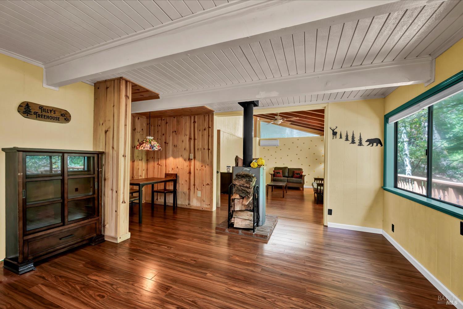 Detail Gallery Image 4 of 24 For 17097 Dogwood Way, Middletown,  CA 95461 - 2 Beds | 1 Baths
