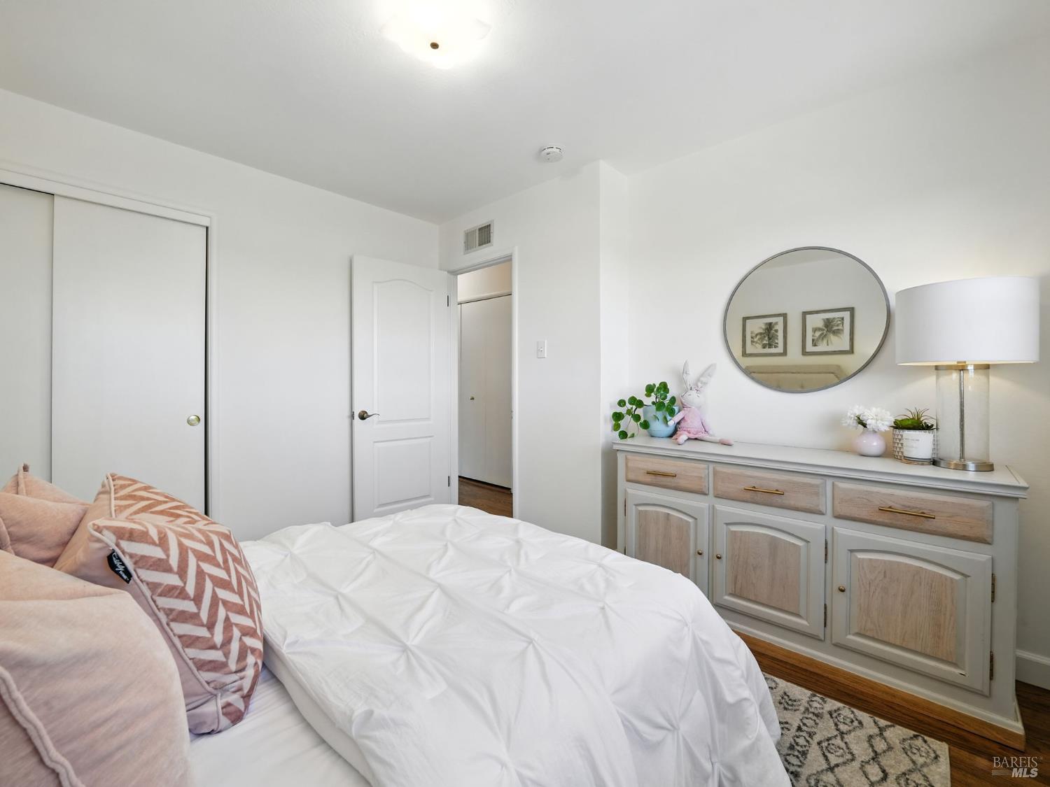 Detail Gallery Image 18 of 40 For 1388 Donna St, Novato,  CA 94947 - 3 Beds | 2 Baths