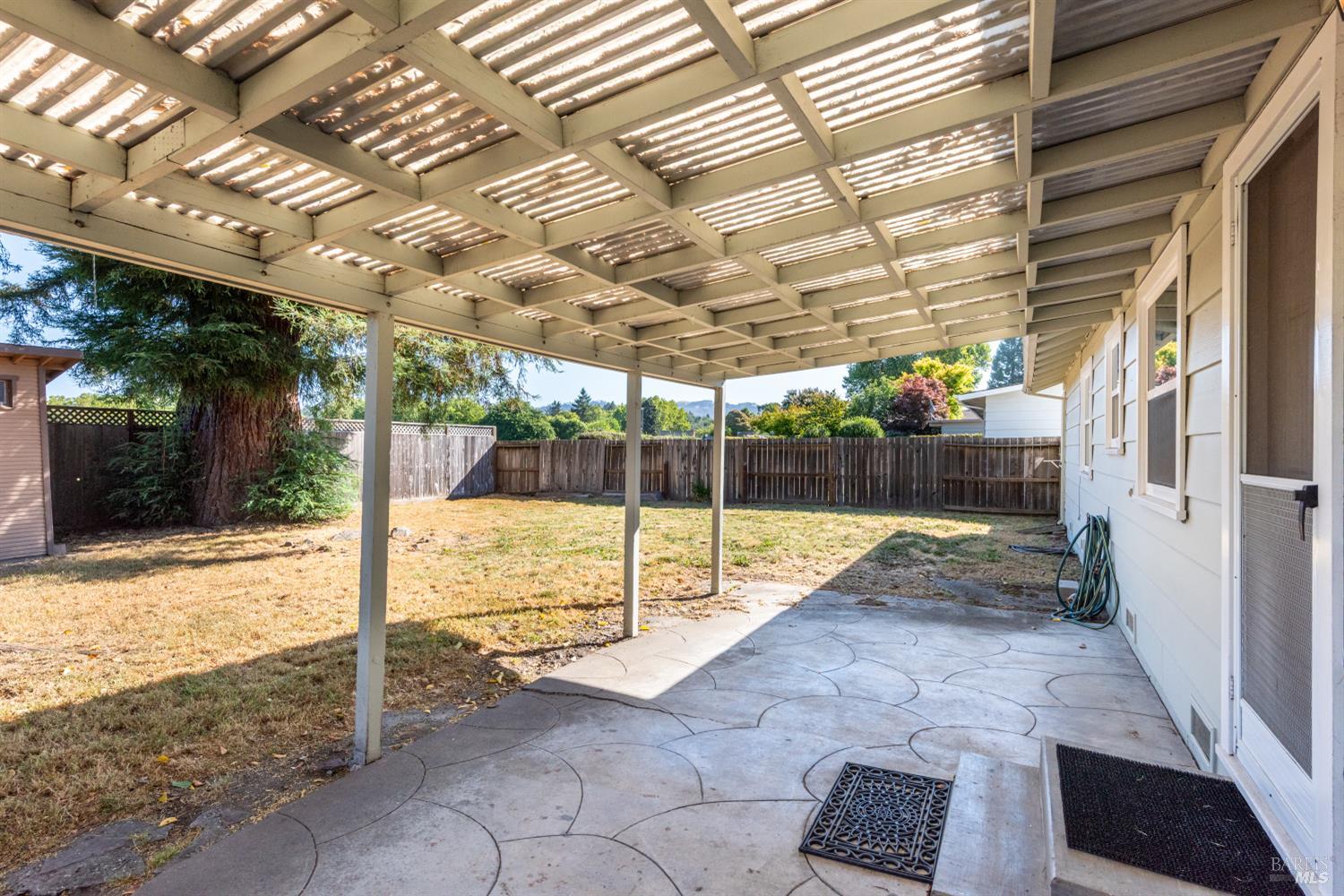 Detail Gallery Image 20 of 26 For 3469 Idaho Dr, Santa Rosa,  CA 95405 - 3 Beds | 1 Baths