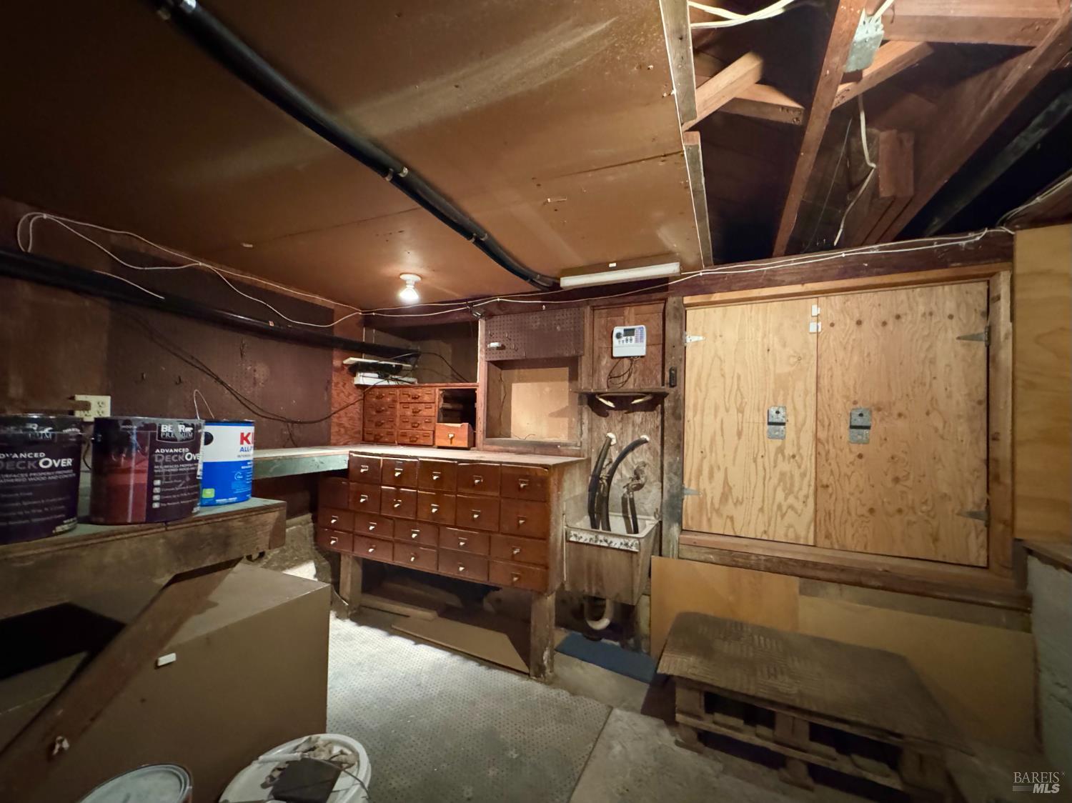 Detail Gallery Image 69 of 77 For 203 E 1st St, Napa,  CA 94559 - 4 Beds | 2/1 Baths