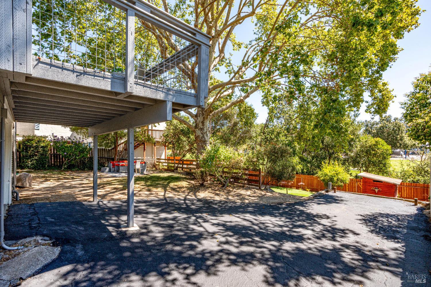 Detail Gallery Image 52 of 77 For 203 E 1st St, Napa,  CA 94559 - 4 Beds | 2/1 Baths