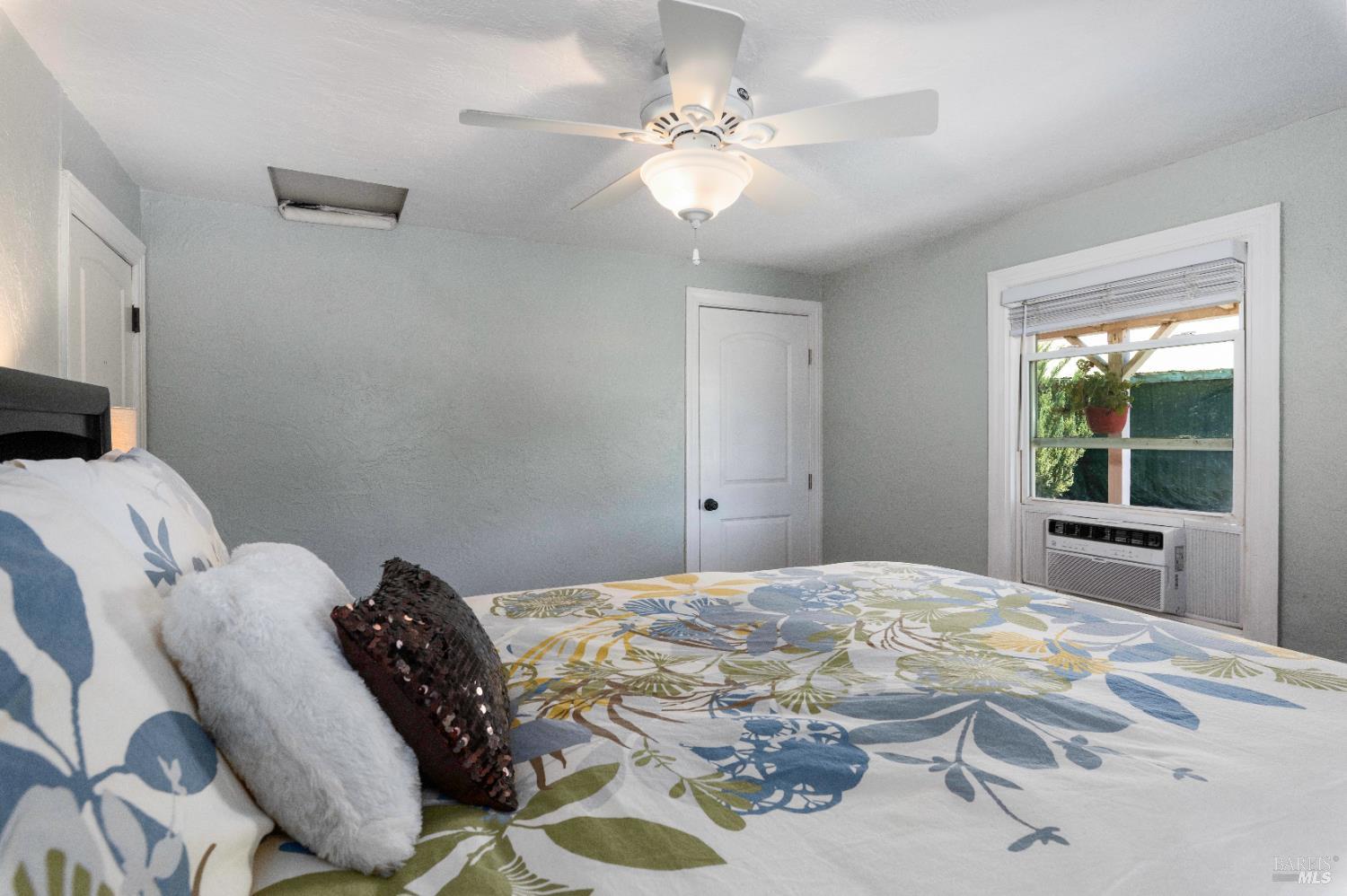 Detail Gallery Image 29 of 47 For 1720 E State Highway 20 Hwy, Upper Lake,  CA 95485 - 3 Beds | 1 Baths