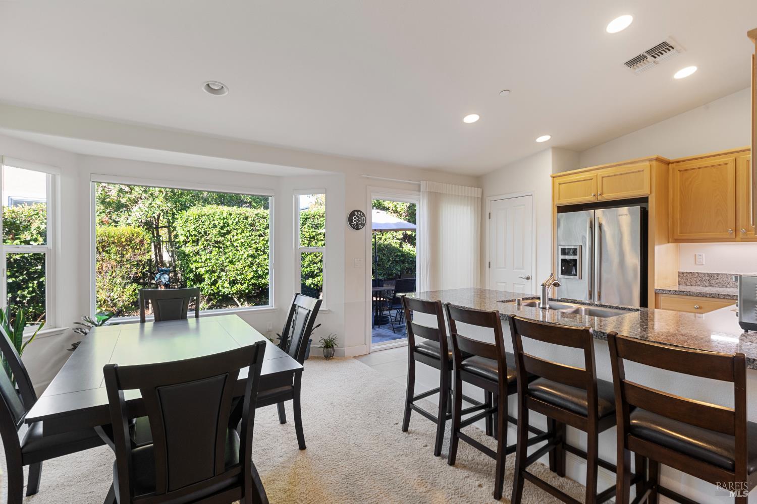 Detail Gallery Image 8 of 27 For 319 Birch Ridge Dr, Rio Vista,  CA 94571 - 2 Beds | 2 Baths