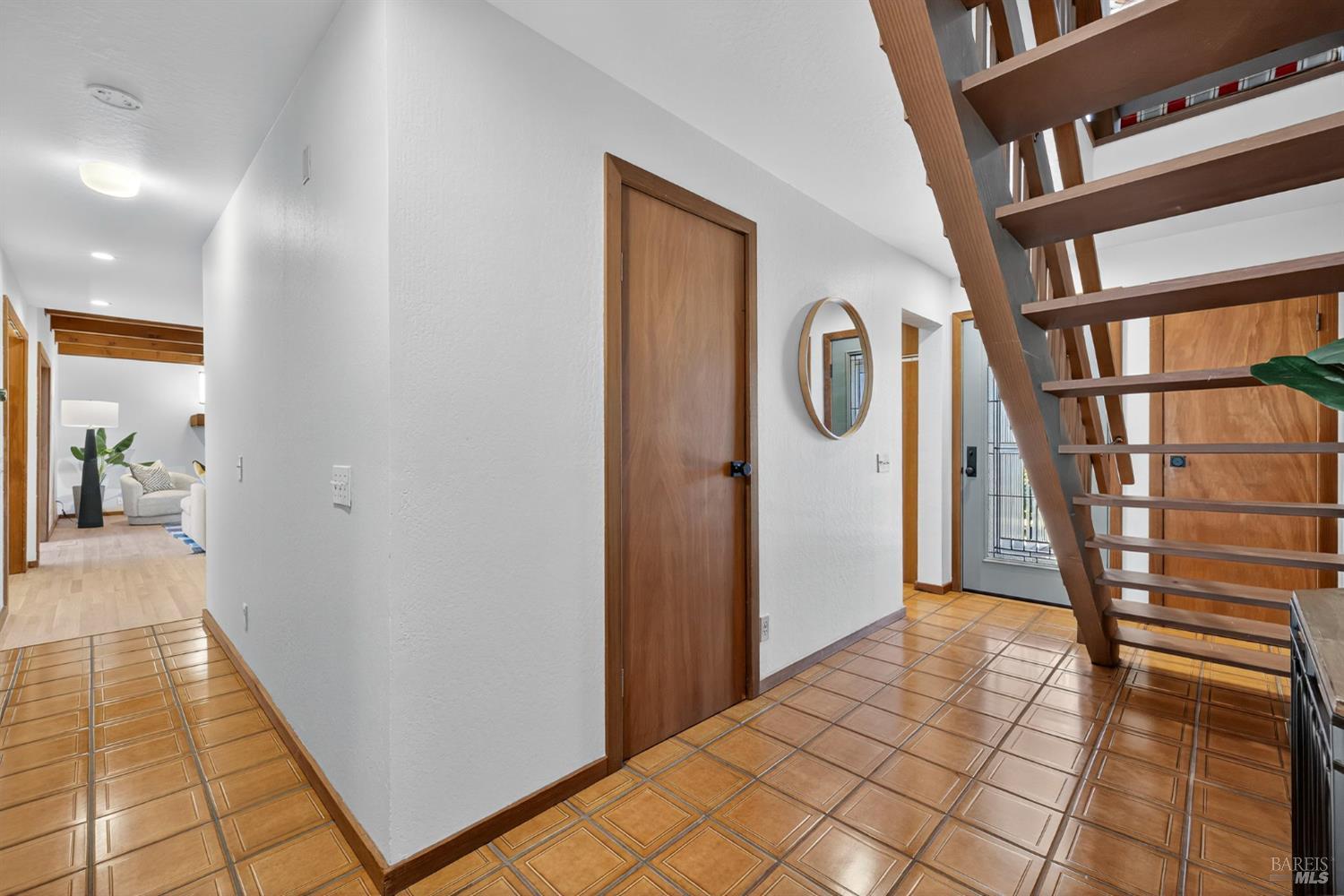 Detail Gallery Image 13 of 70 For 4795 Ponderosa Dr, Santa Rosa,  CA 95404 - 4 Beds | 3/1 Baths