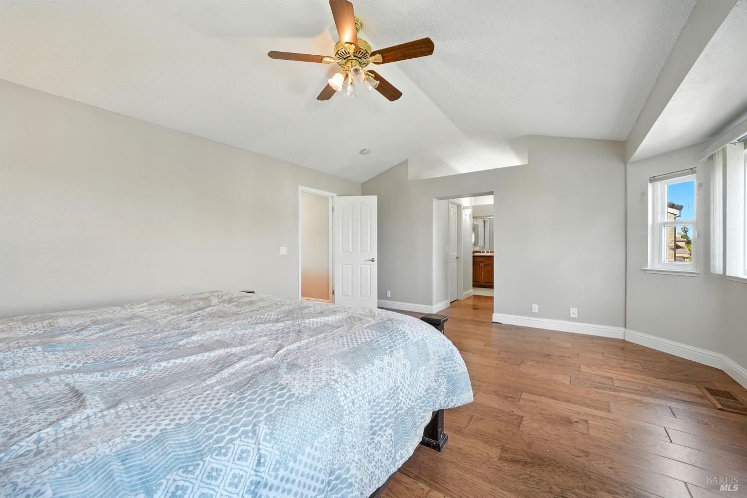 Detail Gallery Image 25 of 28 For 330 Engell Ct, Suisun City,  CA 94585 - 3 Beds | 2/1 Baths