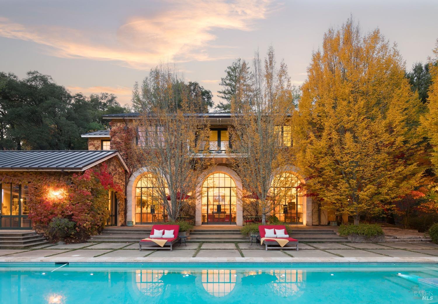 Detail Gallery Image 2 of 37 For 18730 Canyon Rd, Sonoma,  CA 95476 - 4 Beds | 4/1 Baths