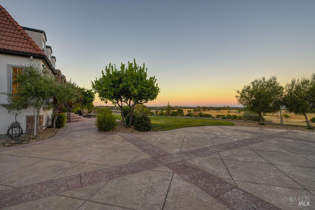 Detail Gallery Image 78 of 99 For 4050 English Oaks Dr, Vacaville,  CA 95688 - 5 Beds | 5 Baths