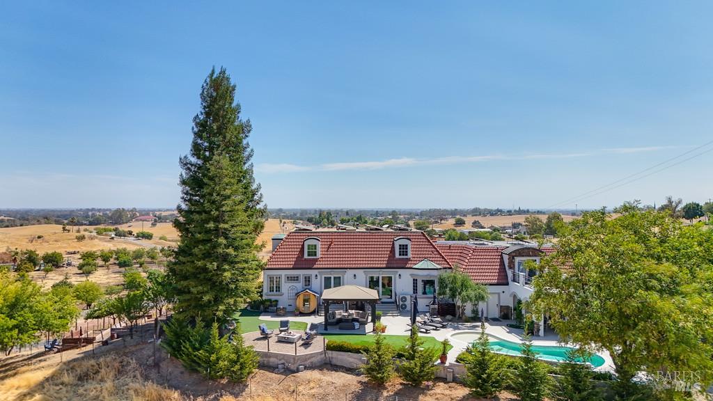 Detail Gallery Image 72 of 99 For 4050 English Oaks Dr, Vacaville,  CA 95688 - 5 Beds | 5 Baths