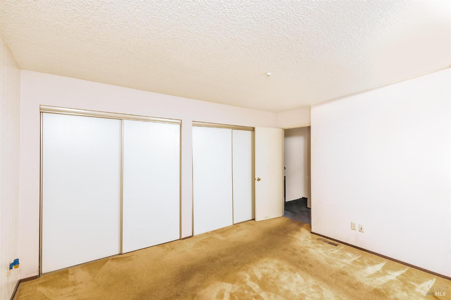 Detail Gallery Image 21 of 26 For 1451 Gold Way, Rohnert Park,  CA 94928 - 3 Beds | 1/1 Baths