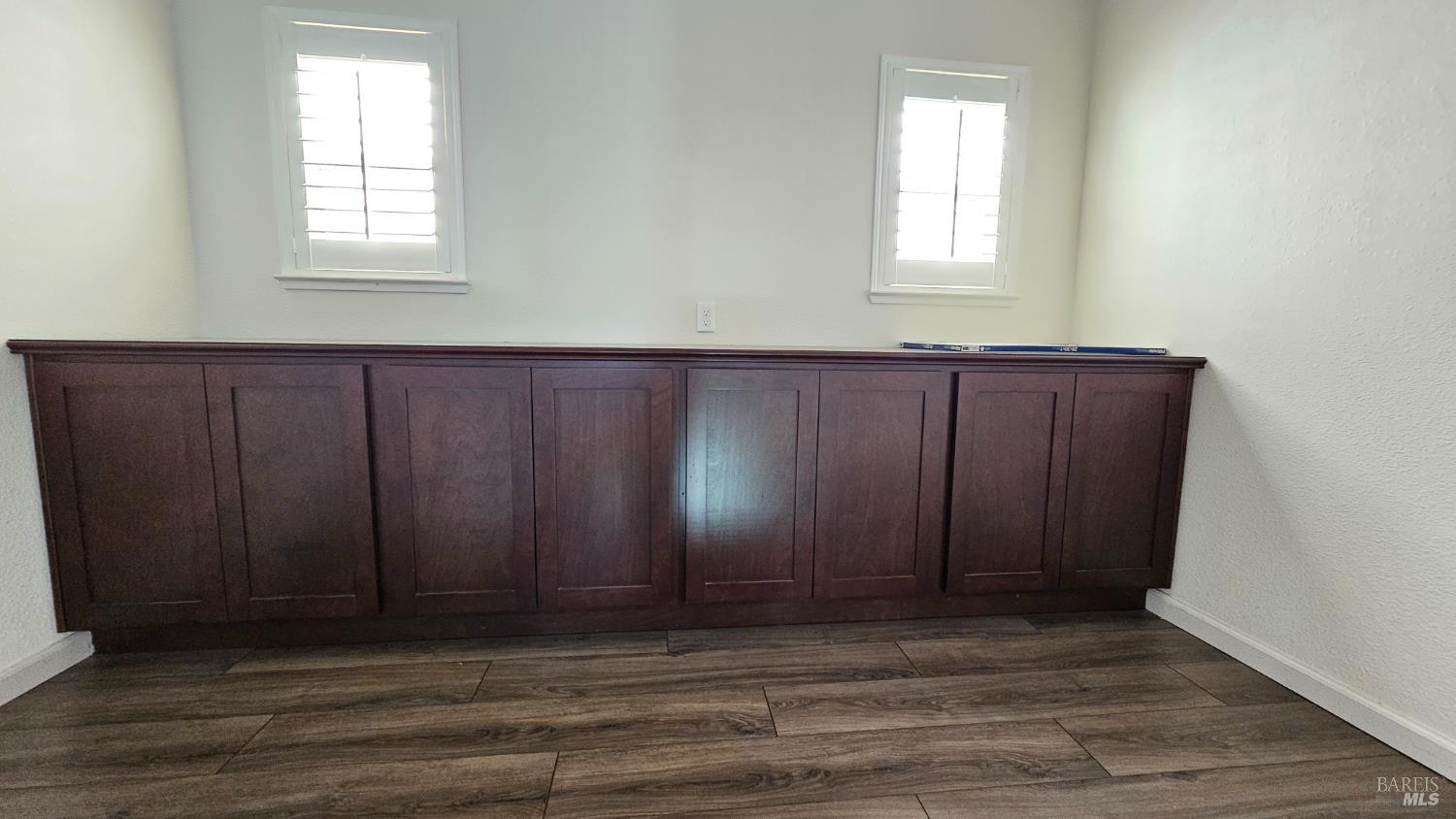Detail Gallery Image 10 of 29 For 5342 Gramercy Cir, Fairfield,  CA 94533 - 4 Beds | 3/1 Baths