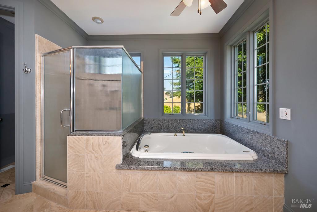 Detail Gallery Image 35 of 99 For 4050 English Oaks Dr, Vacaville,  CA 95688 - 5 Beds | 5 Baths