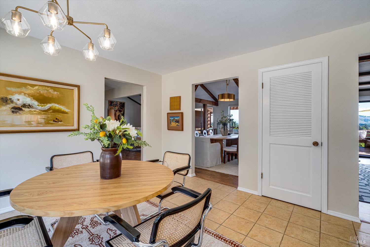 Detail Gallery Image 14 of 60 For 8962 Cypress Ave, Cotati,  CA 94931 - 3 Beds | 2/1 Baths