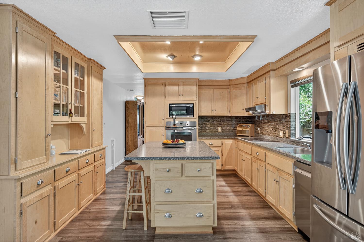 Detail Gallery Image 10 of 58 For 920 N Lincoln St, Dixon,  CA 95620 - 4 Beds | 2 Baths