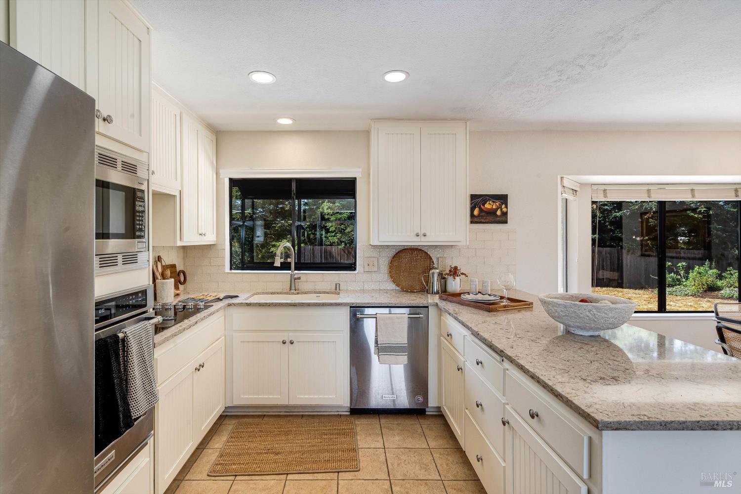 Detail Gallery Image 18 of 60 For 8962 Cypress Ave, Cotati,  CA 94931 - 3 Beds | 2/1 Baths