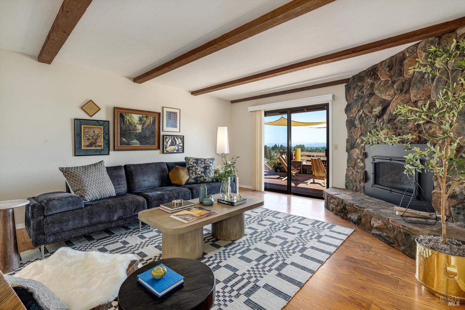 Detail Gallery Image 23 of 60 For 8962 Cypress Ave, Cotati,  CA 94931 - 3 Beds | 2/1 Baths