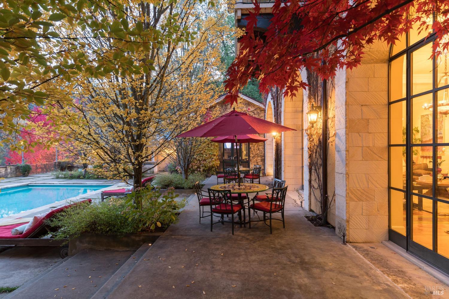 Detail Gallery Image 25 of 37 For 18730 Canyon Rd, Sonoma,  CA 95476 - 4 Beds | 4/1 Baths