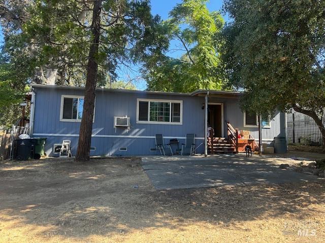 Detail Gallery Image 1 of 24 For 14918 Lakeshore Dr, Clearlake,  CA 95422 - 3 Beds | 2 Baths