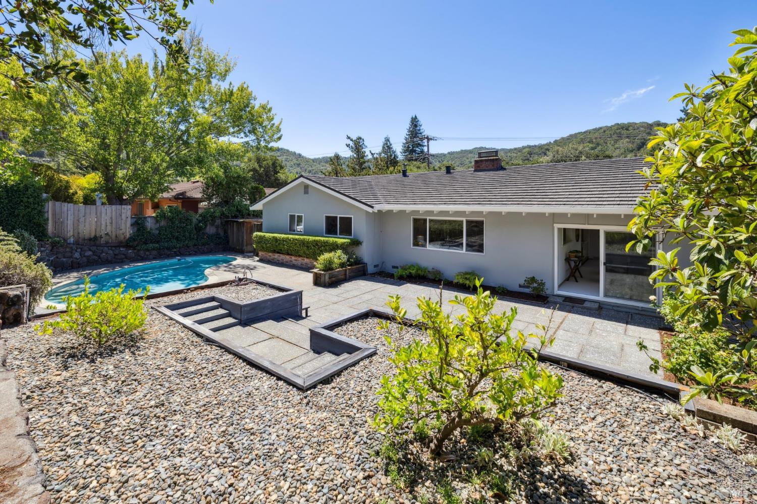 Detail Gallery Image 39 of 44 For 340 Alameda De La Loma Unkn, Novato,  CA 94949 - 3 Beds | 2 Baths